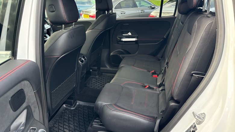 Mercedes-Benz GLB 220d 4Matic AMG Line Premium 5dr 8G-Tronic Diesel Estate